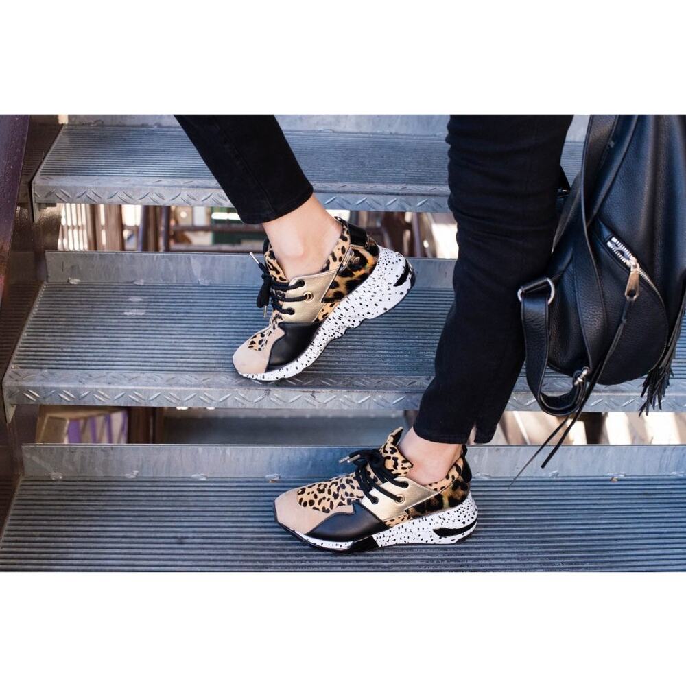 Steve Madden Cliff Cheetah Print Wedge Fashion Sneakers 8